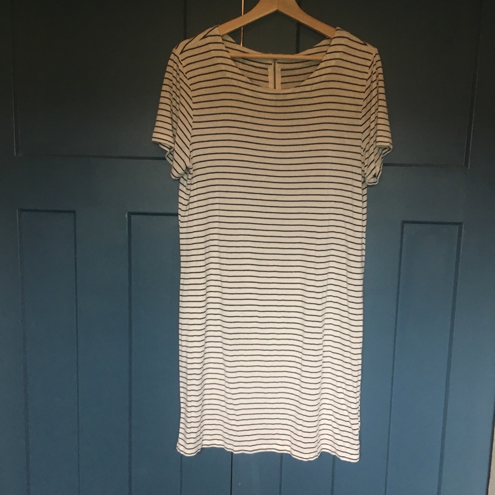 Stretchy T-shirt dress